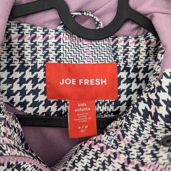 2/15$ Joe Fresh Kids Plaid Lined Raincoat - Pink and Black ~ Size 6 (Small) - Picture 4 of 8